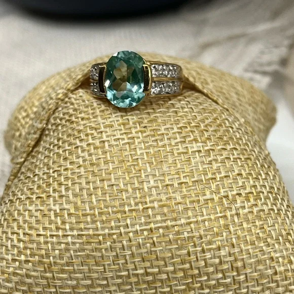 Vintage 925 Gold Overlay Sterling Silver Green Gemstone Ring, Size 4.75 - Picture 12 of 17